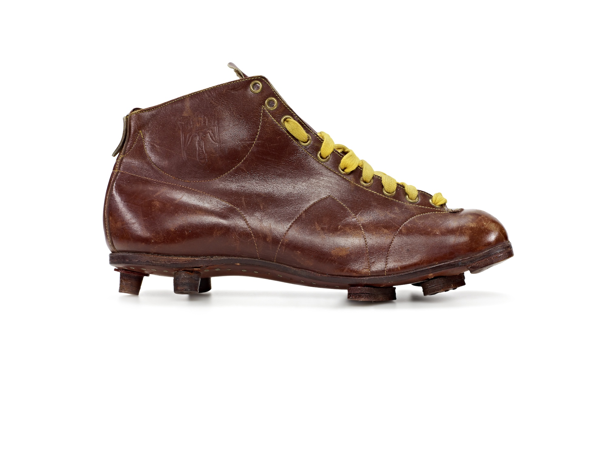 Fußballstiefel „Meisterstück“ Mit neuartiger Schaumstoffpolsterung am Knöchel. 1937
